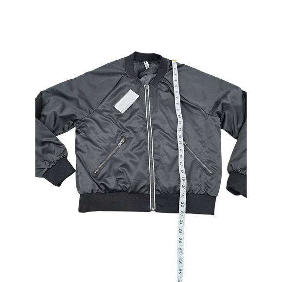 Fabletics Electra Puffy Bomber Jacket Black Size XL 14–16 Women’s NWT Lightweigh - Picture 7 of 10